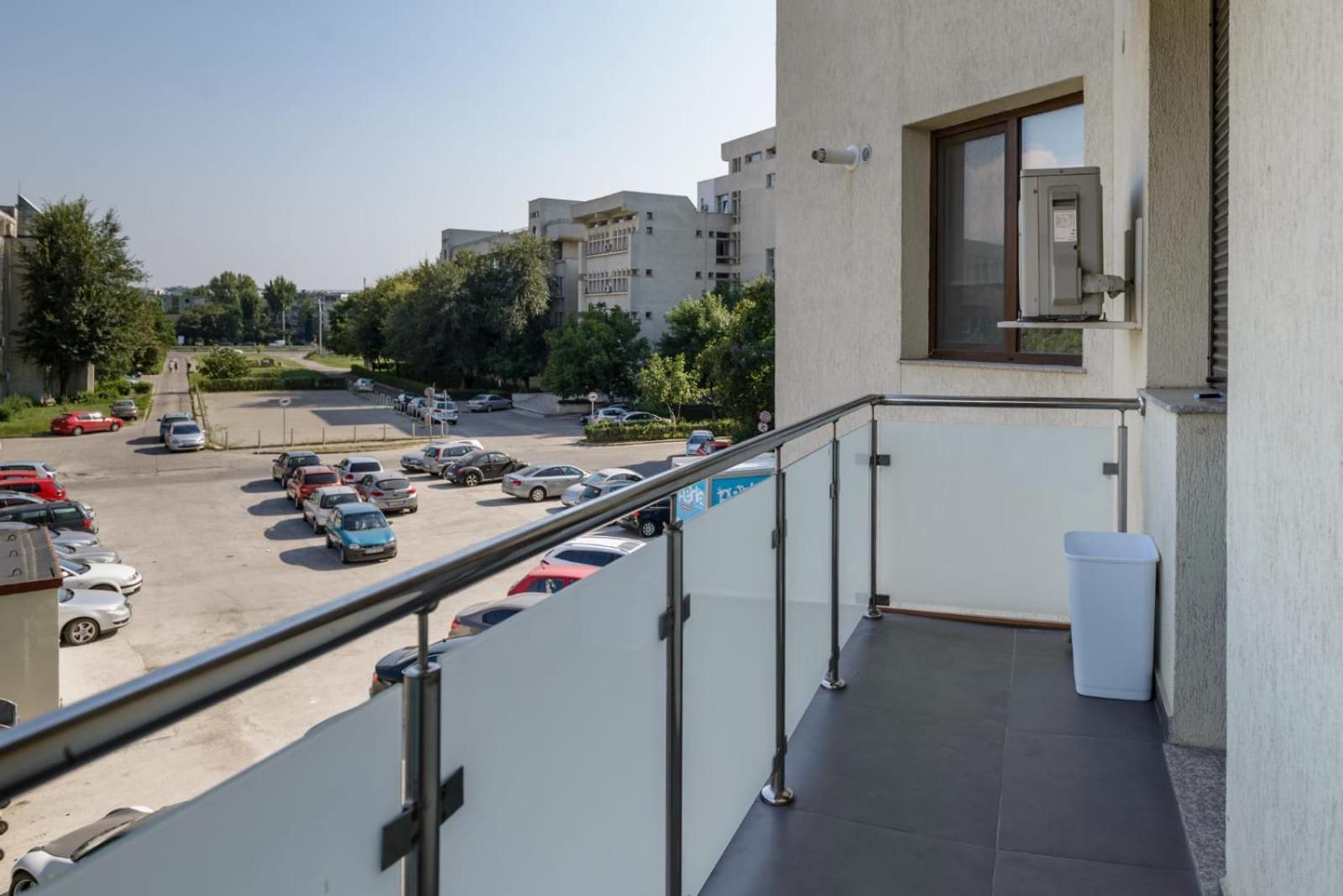 Appartement Luxury Lazar Towers By Glam Story à Iasi Extérieur photo